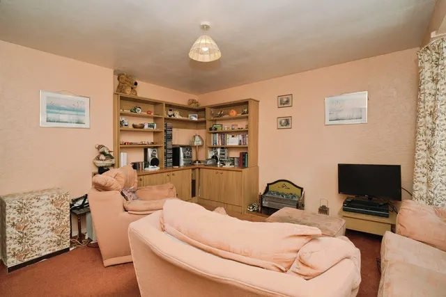 Photo 3 — Deanscourt Avenue, Swinton, Manchester, Greater Manchester, M27