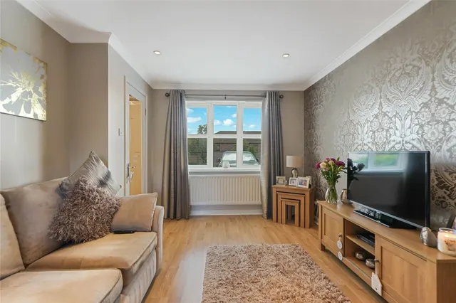 Taylor Court, Falkirk, FK2, photo 2
