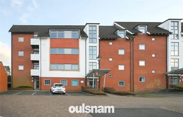 Griffin Close, Northfield, Birmingham, B31 2FJ, photo 1