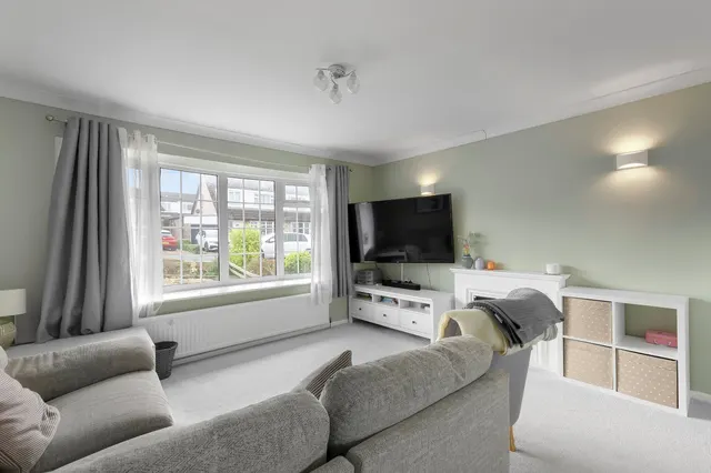 Hurrs Road, Skipton, BD23, photo 3