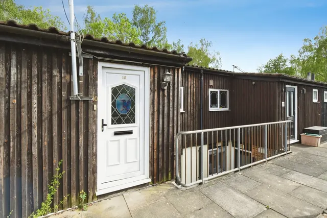Whitcroft, Langdon Hills, Basildon, Essex, SS16, photo 1