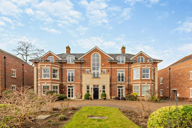 Breedons Hill, Pangbourne, RG8, photo 2