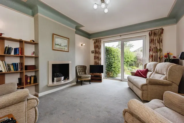 Photo 2 — Somerton Avenue, SALE, Cheshire, M33