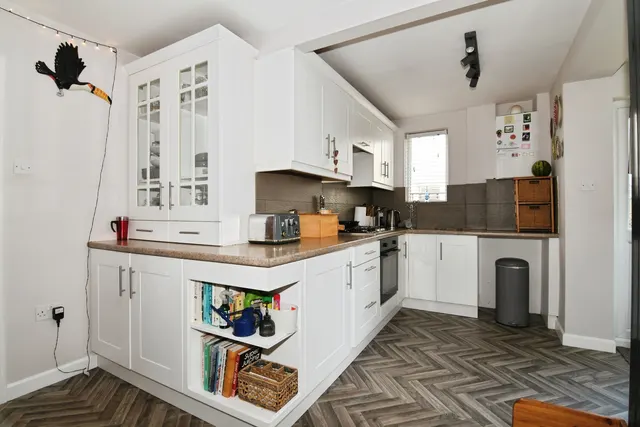 Hillcrest Road, Barnstaple, EX32, photo 3