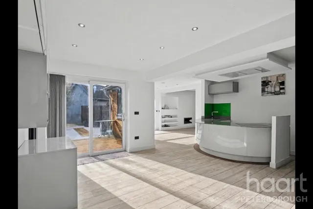 Station Drive, PE13, photo 1