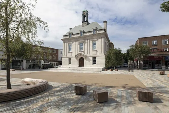 Photo 2 — Magistrates House, Brentford, TW8 8FJ