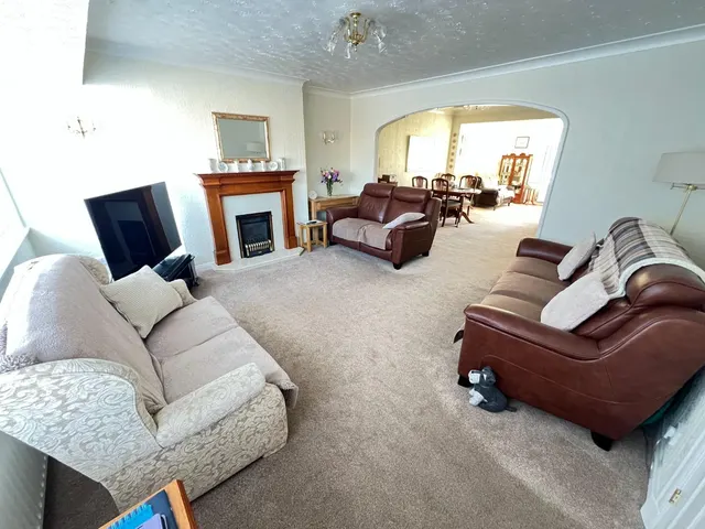 Walmer Avenue, Bishop Auckland, DL14, photo 2