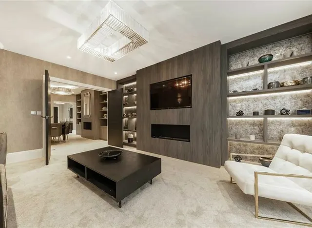Photo 2 — Betterton Street, Covent Garden, WC2H