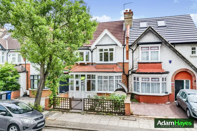 Woodlands Avenue, Finchley Central, N3, photo 1