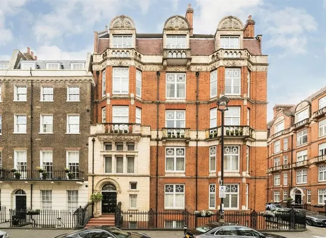 Montagu Mansions, Marylebone, W1U, photo 1