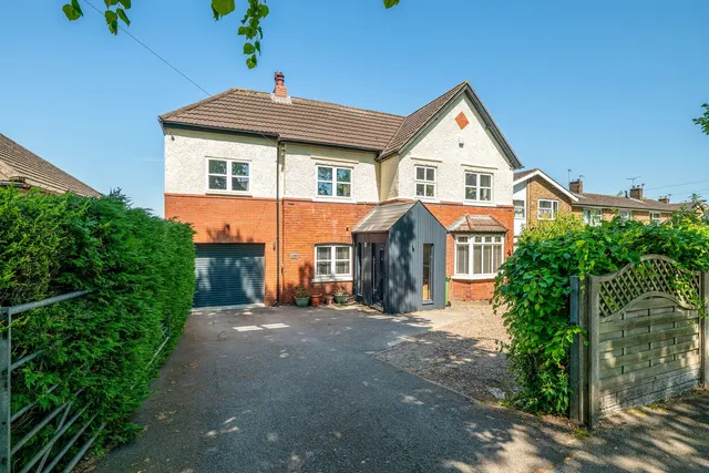 110 Longdales Road, Lincoln, LN2 2JT, photo 1