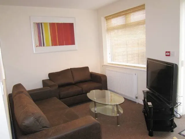 Newland Park Drive, York, YO10, photo 3