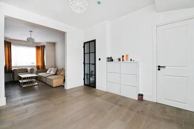 Henry Road, Chelmsford, CM1, photo 2