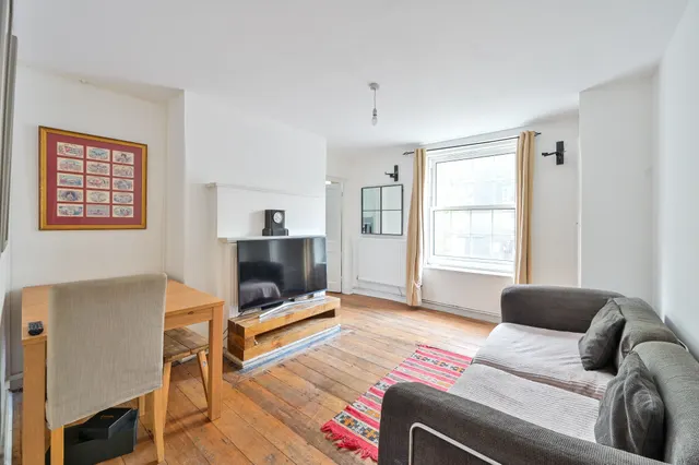 9 Rankine House, Bath Terrace, London, photo 1