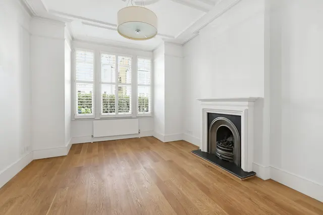 Cloncurry Street, London, SW6, photo 2