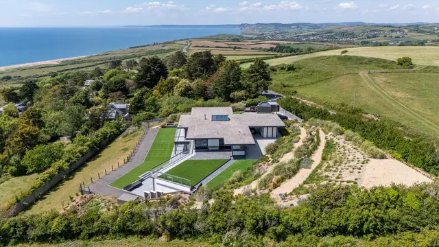 Coast Road, Burton Bradstock, DT6, photo 1