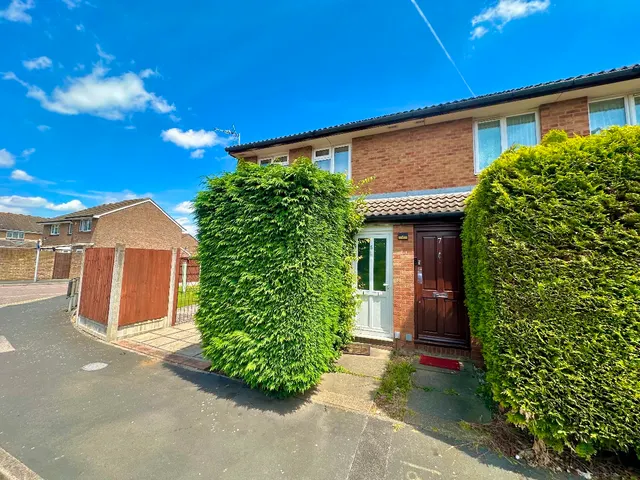 Juniper Way, Harold Wood., photo 1