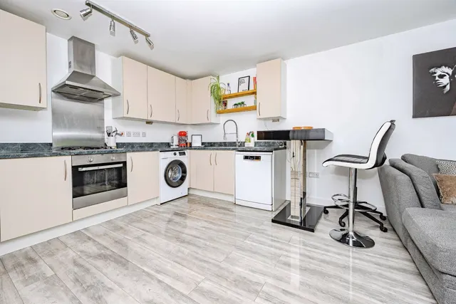 Photo 2 — Croxley Road, Nash Mills Wharf, Hemel Hempstead
