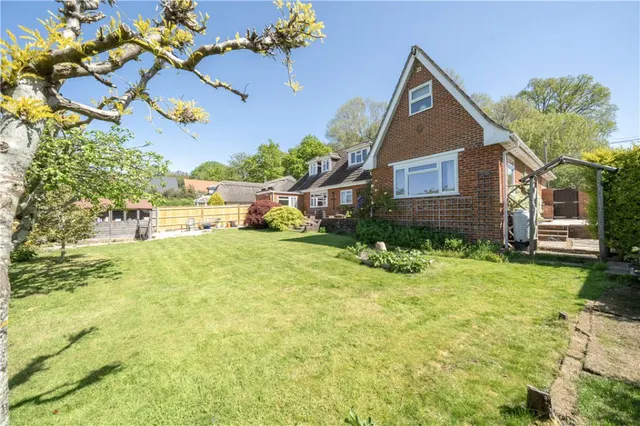 Cupernham Lane, Romsey, SO51, photo 2