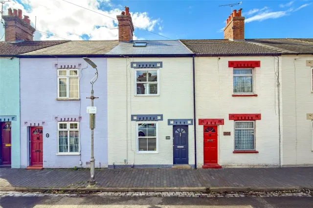 Riverside Road, St. Albans, Hertfordshire, AL1 1SF, photo 1