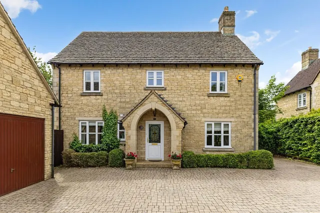 Smith Barry Road, Upper Rissington, GL54, photo 1