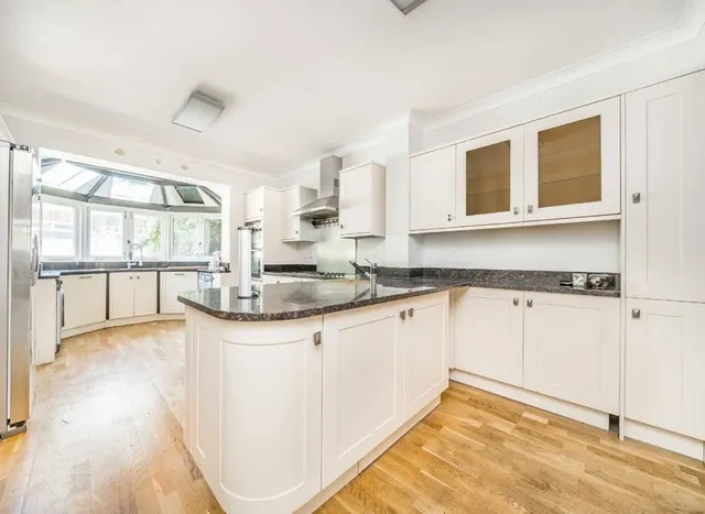 Photo 3 — Springwell Avenue, Harlesden, NW10