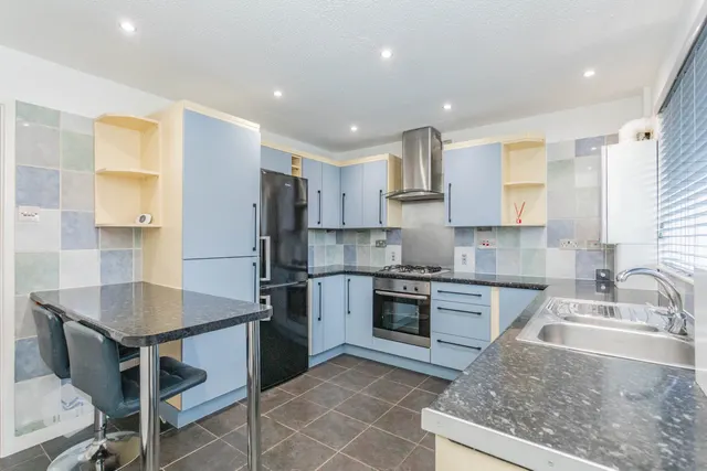 Carlton Street, Farnworth, BL4, photo 3