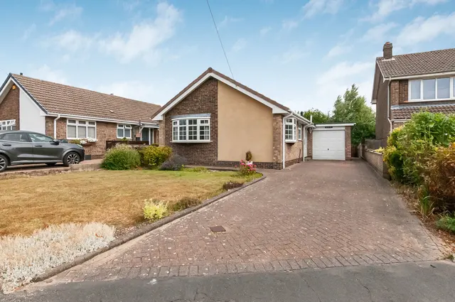 Potterdale Drive, Little Weighton, HU20, photo 1
