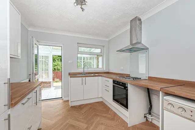 Potterdale Drive, Little Weighton, HU20, photo 2