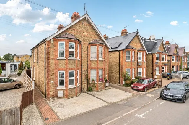 Albany Road, Old Windsor, SL4, photo 1