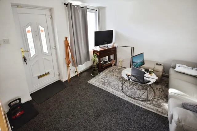 Winterside Close, Waterhayes Village, ST5, photo 3