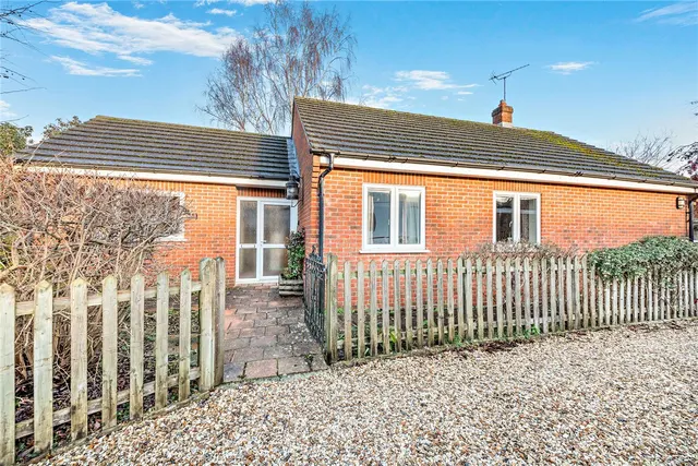 Enborne Road, Newbury, RG14, photo 1