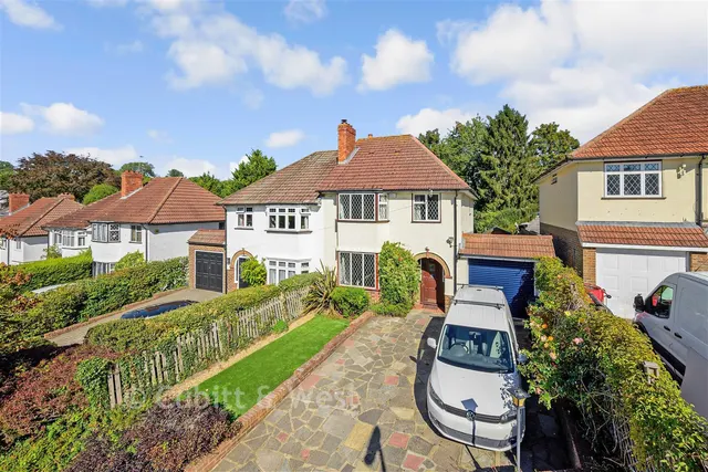 Epsom Lane South, Tadworth, KT20, photo 1