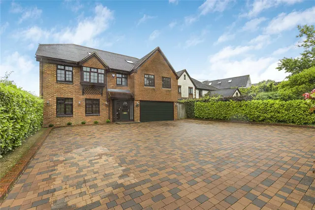Hanyards Lane, Cuffley, Herts, EN6 4AT, photo 1