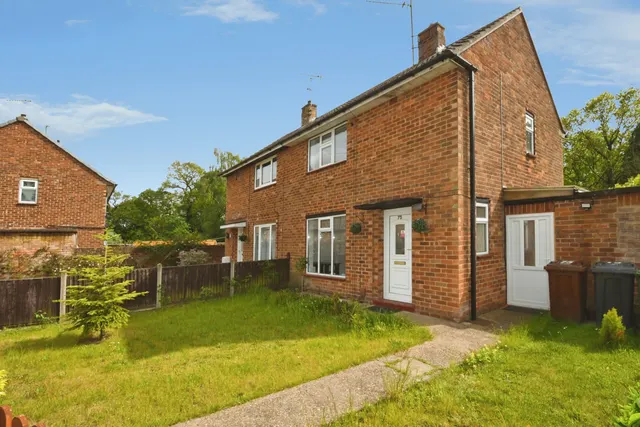 Photo 2 — Walford Drive, Lincoln