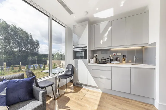 Photo 2 — Westgate House, Ealing