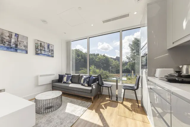 Westgate House, Ealing, photo 1