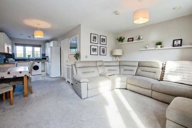 Amber Grove, Sutton-in-Ashfield, NG17, photo 2