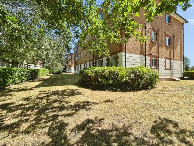 Ellen Drive, Fleet, GU51, photo 1