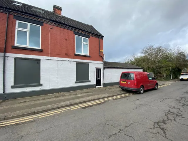 Hungerford Rd, Crewe, photo 1