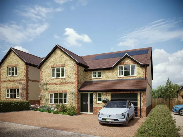 Church Road, Derry Hill, SN11, photo 1
