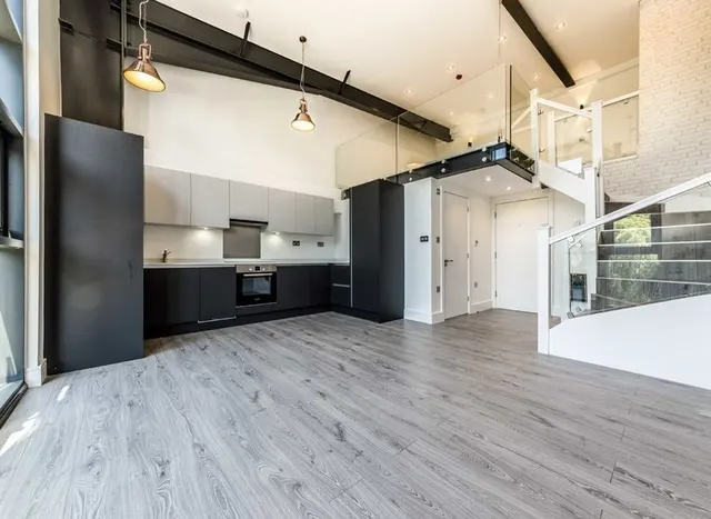 1 bedroom flat, Bollo Lane, Acton, W3