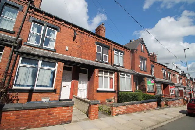 Hartley Grove, Woodhouse, LS6, photo 2