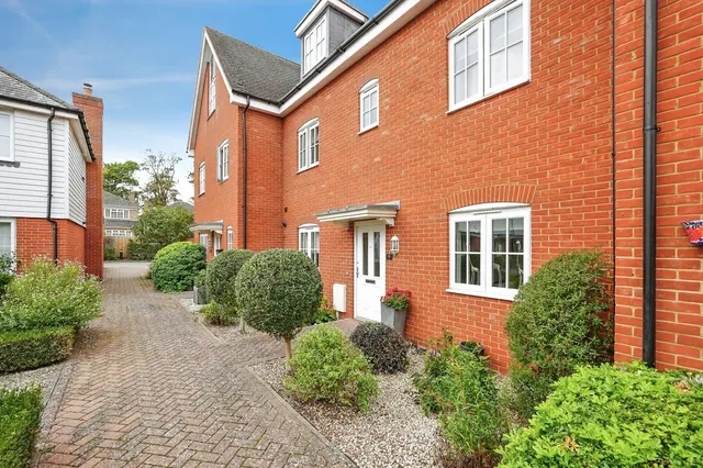 Woolmer Close, Canterbury, CT1, photo 2