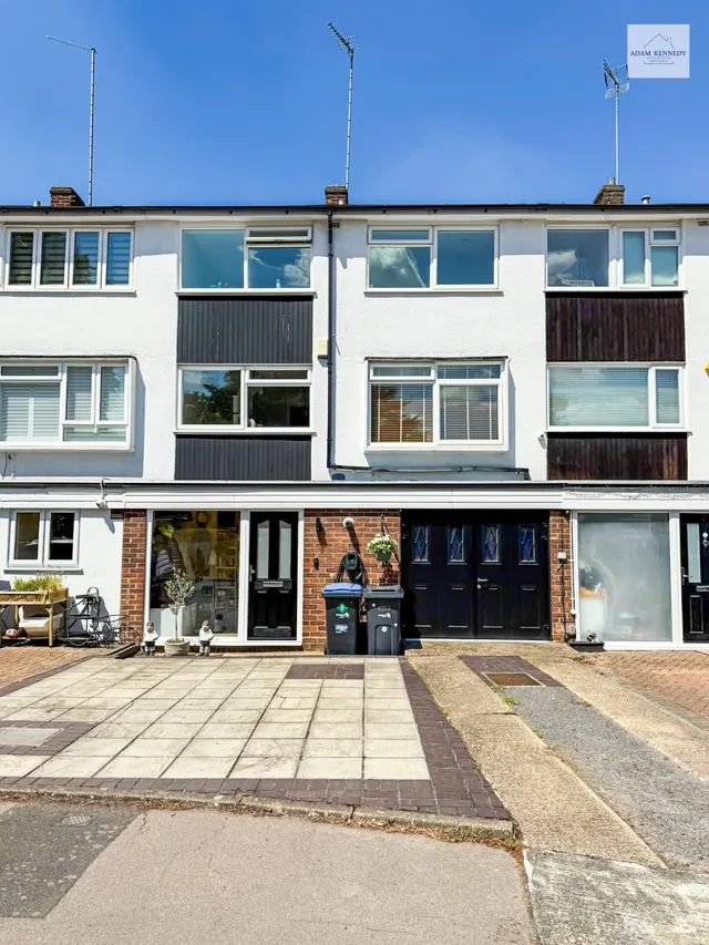 13 Forsyth Place, Enfield, Greater London, EN1 2EP, photo 1