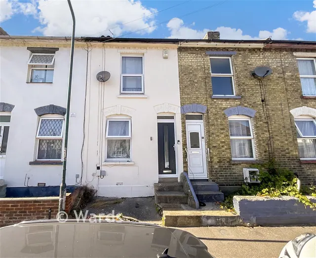 Montfort Road, Strood, ME2, photo 1