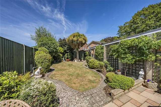 Coleridge Way, West Drayton, UB7, photo 2