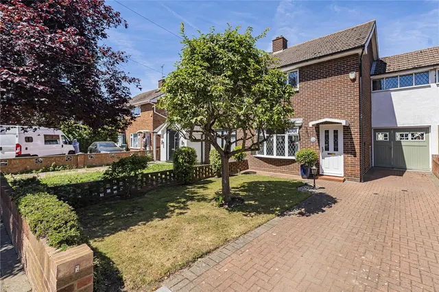 Coleridge Way, West Drayton, UB7, photo 1