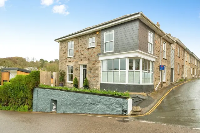 Carn Brea Village, Redruth, TR15, photo 1
