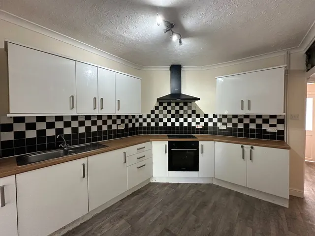 Photo 3 — Quay Terrace, Newton Abbot